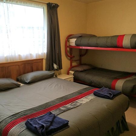 Cedar Chalets And Barkers Lodge Methven Zimmer foto